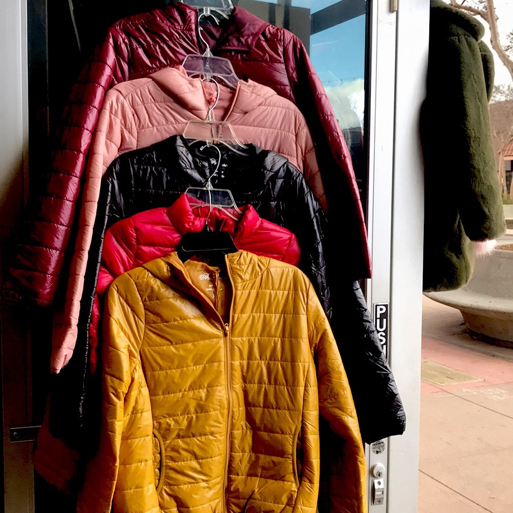 Lightweight packable jacket